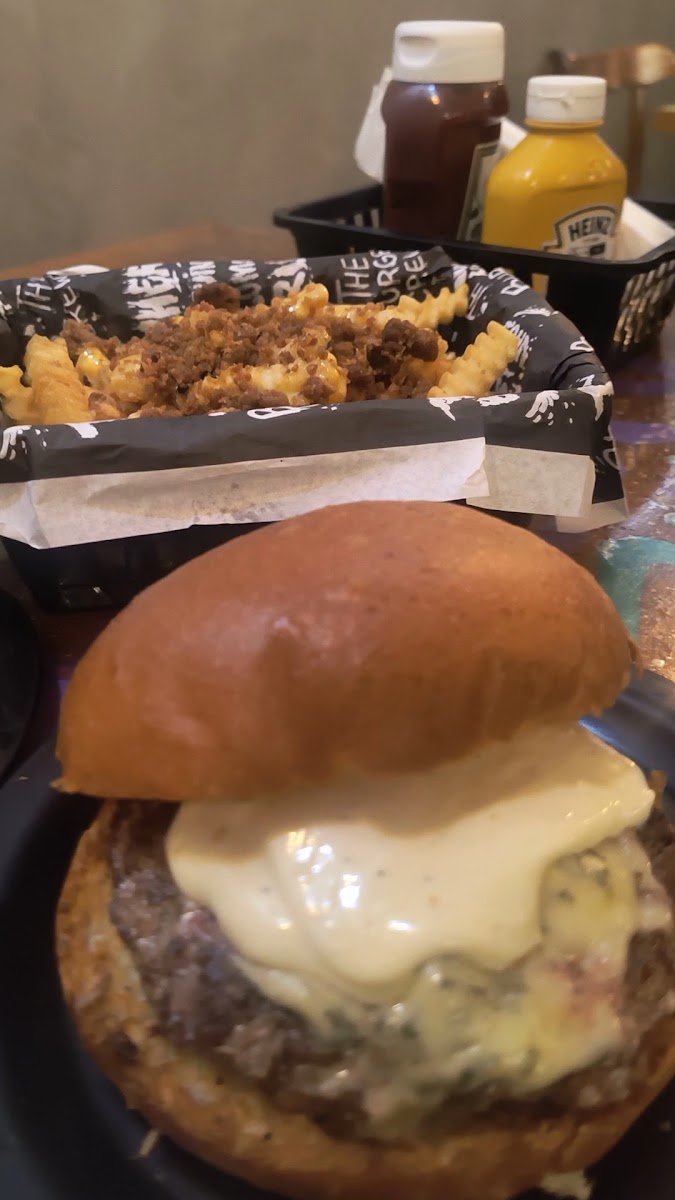 Sina - Burgers, Shakes E Cookies - Juvevê-2