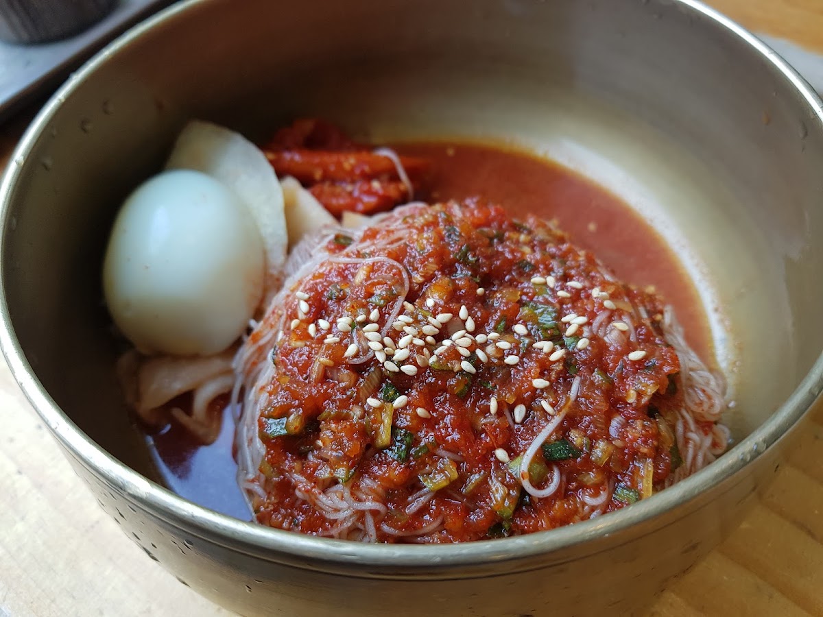 Sinchon Seolleongtang Main-9