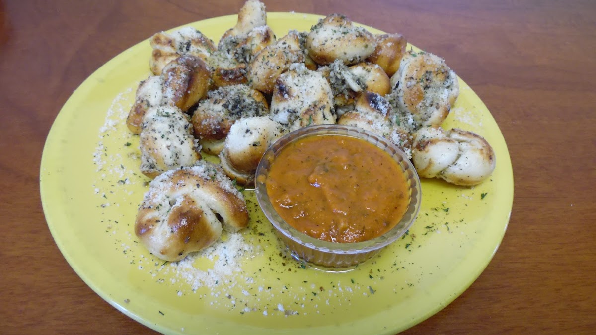 Siri's Gourmet Burgers & Pizza-3