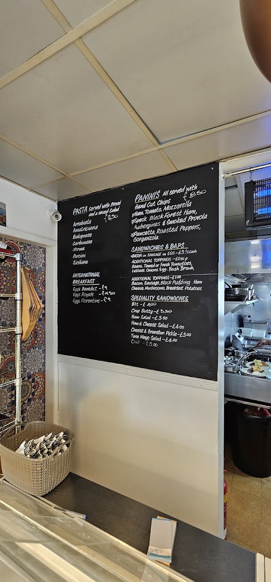 Menu Six Hills Café, Bakery & Pizzeria-4