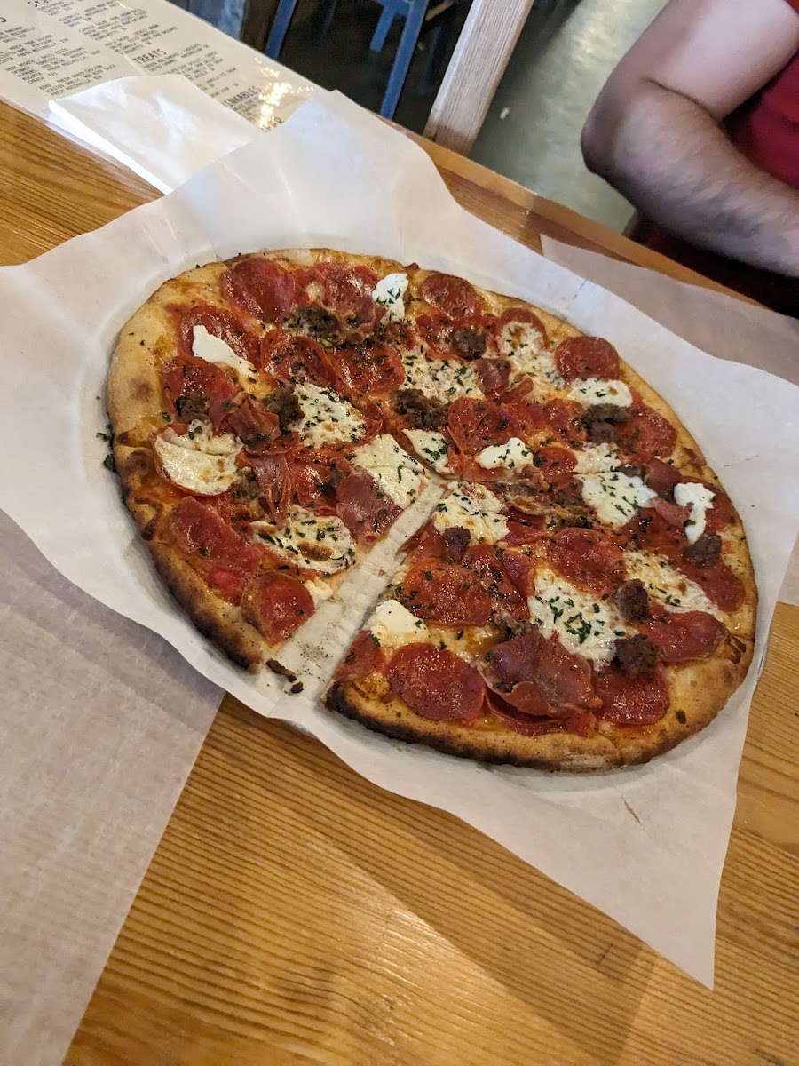 Skyking Pizza-8