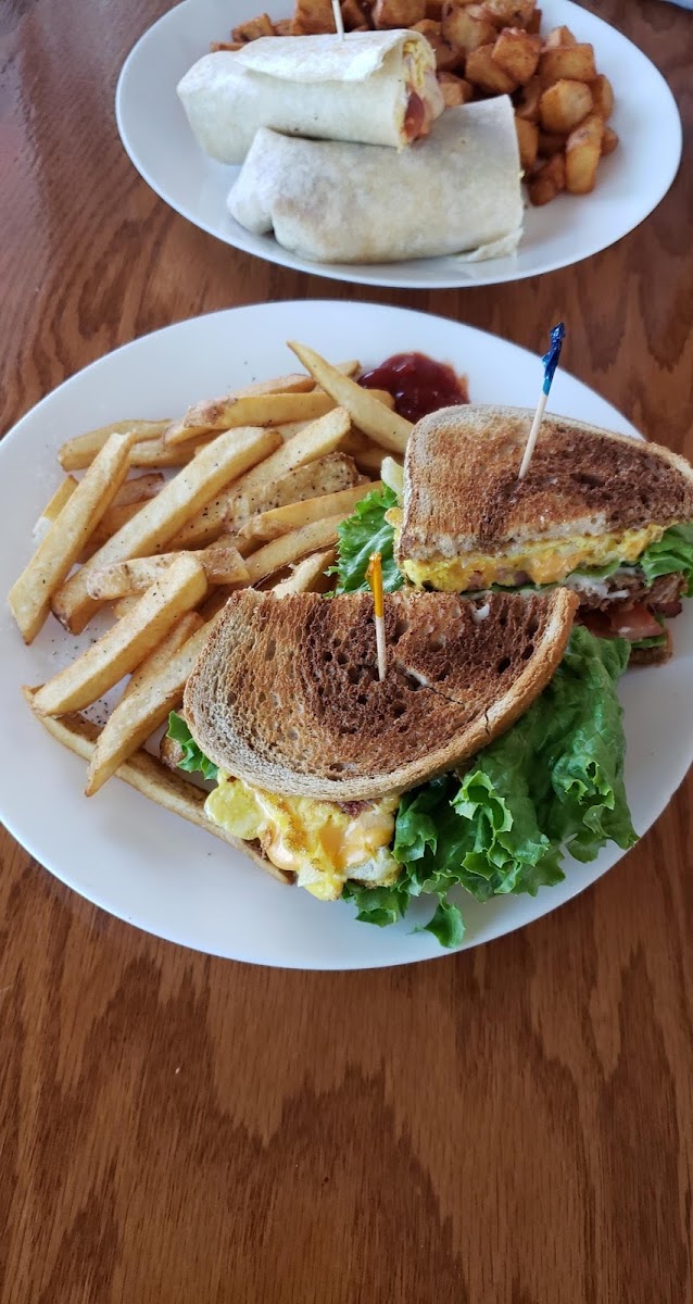 Skyway Cafe - Brantford-6