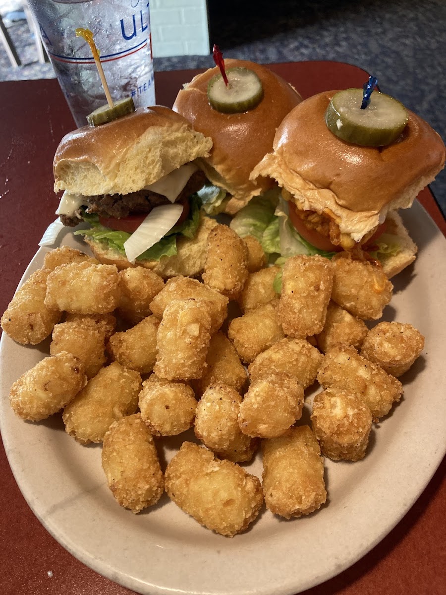 Sliderz All American Bar And Grill-5