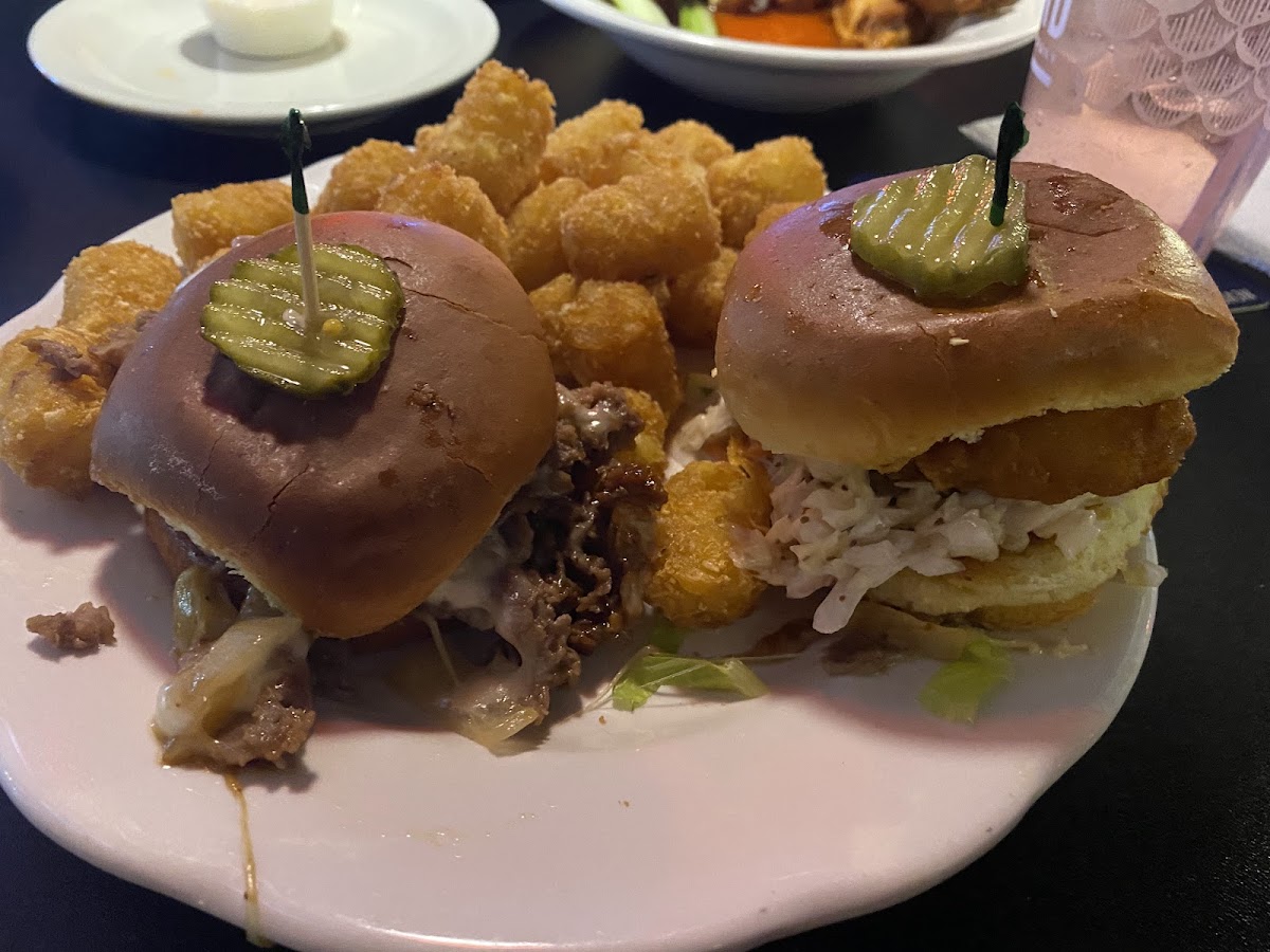 Sliderz All American Bar And Grill-8