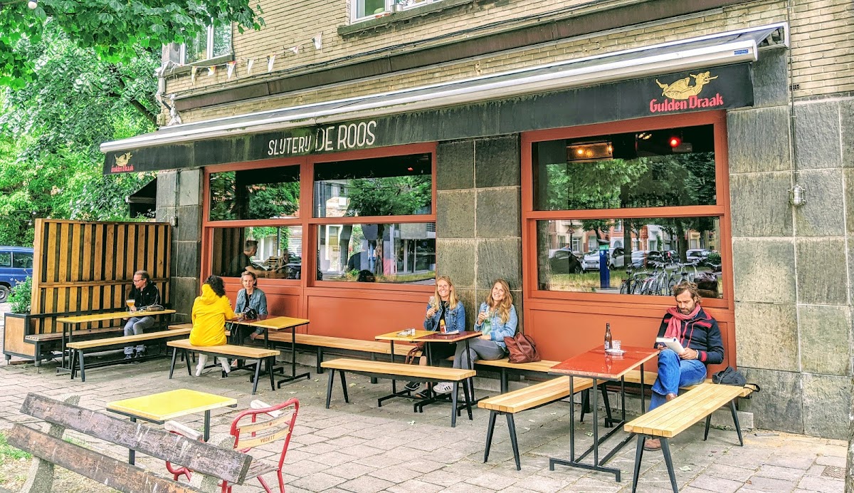 Slijterij De Roos