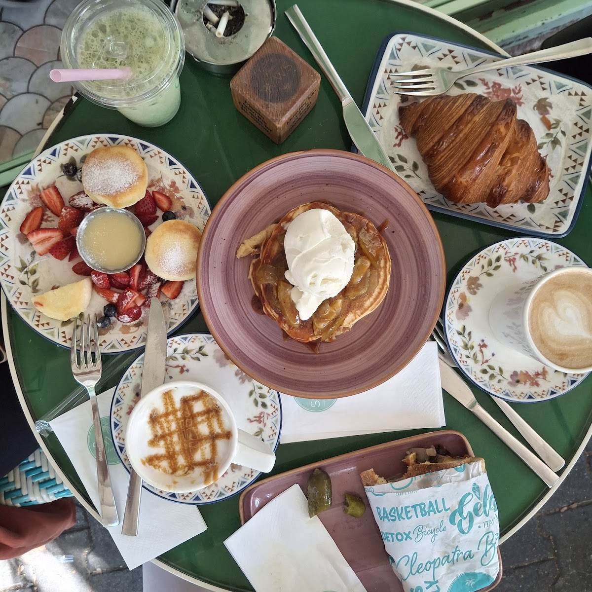 Smak Cafe & Eatery-4