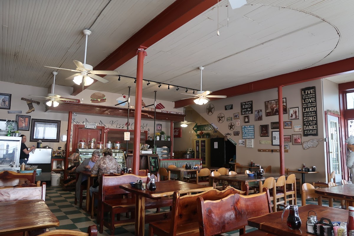 Smitty's Cafe And Bakery-3