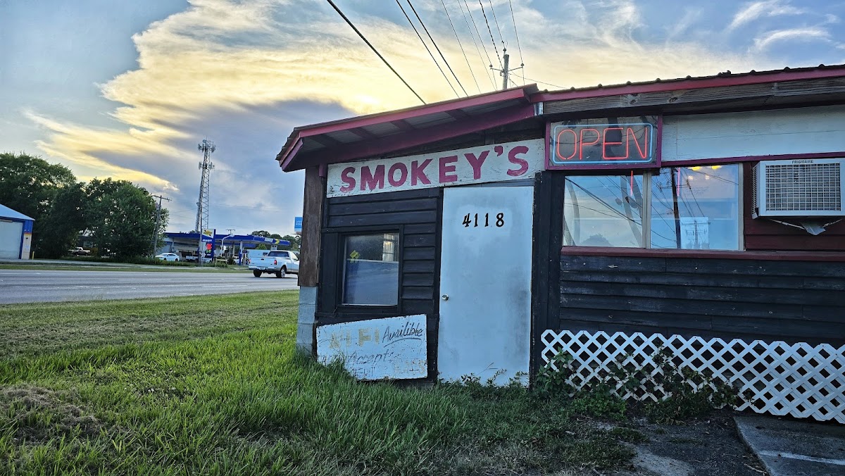 Smokey's Bbq