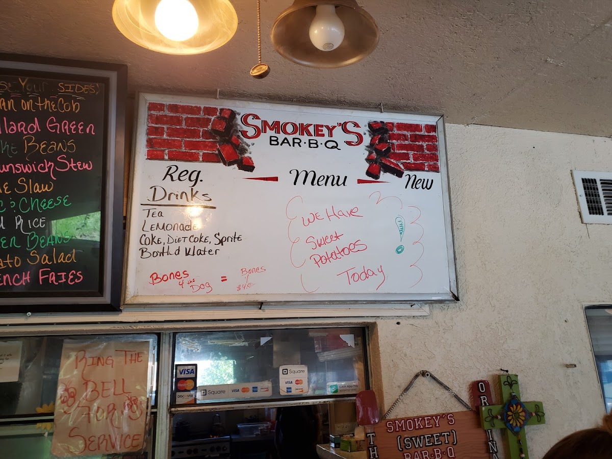 Menu Smokey's Bbq-10