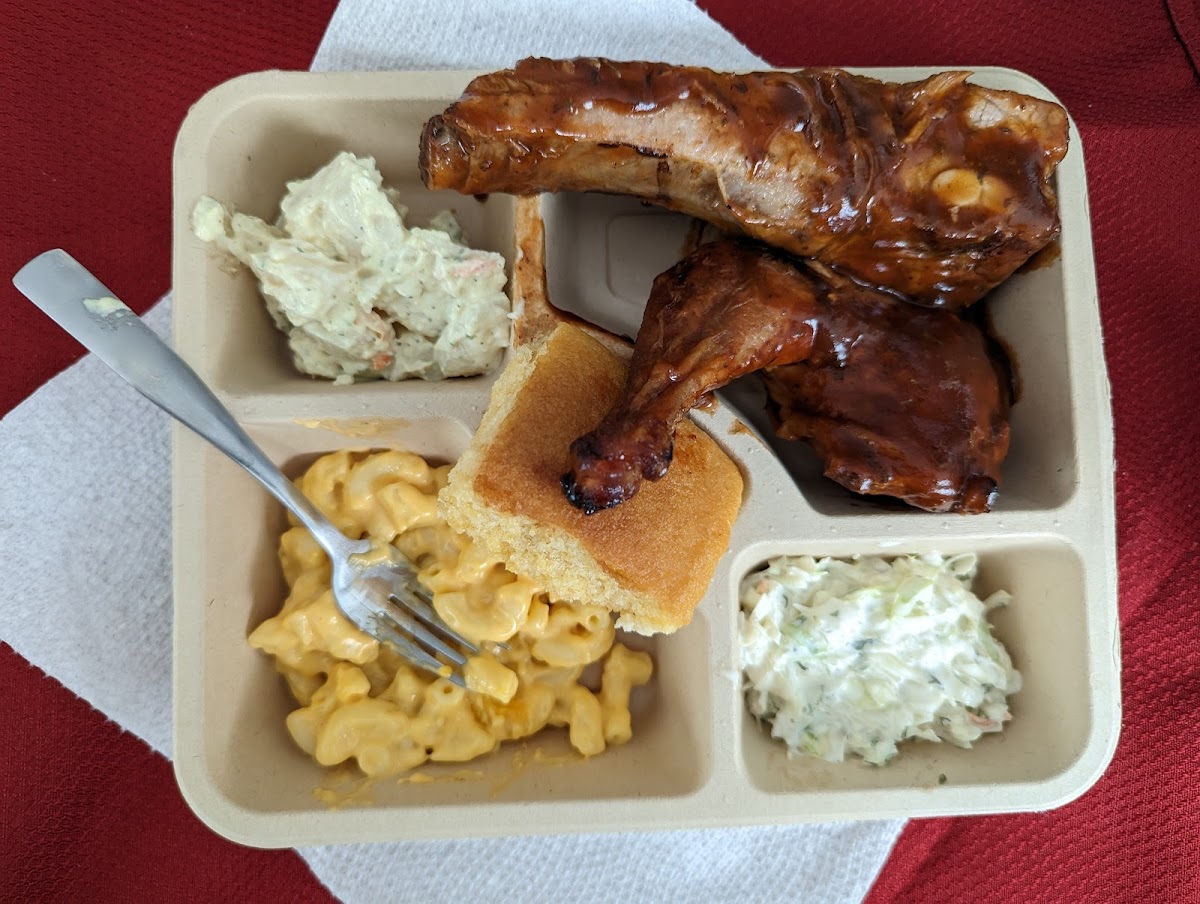 Smoky's Bbq-5