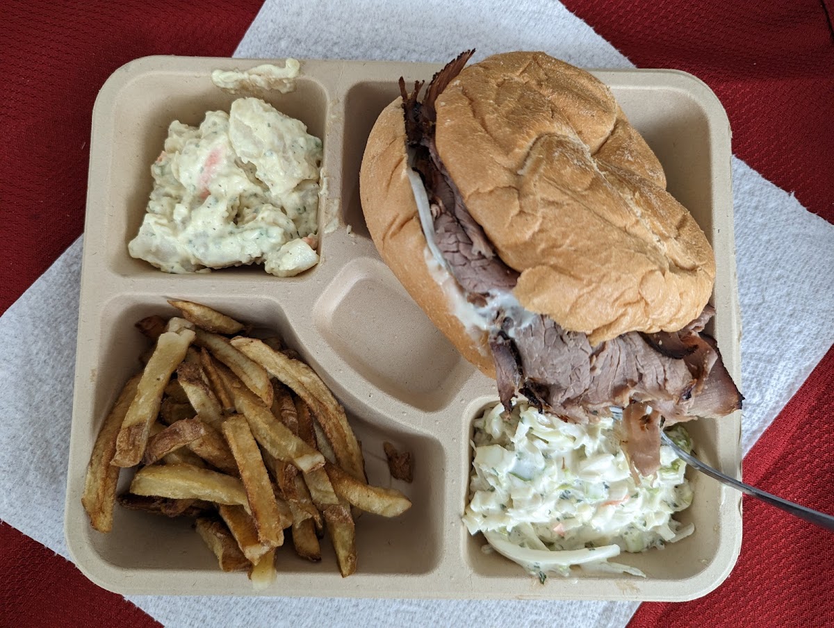 Smoky's Bbq-8