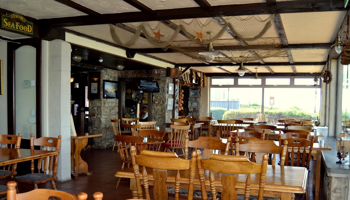 Smugglers Creek Inn