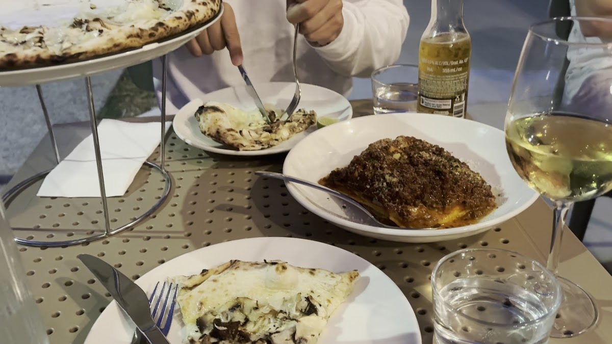 Society Pizza Bar, Bondi Beach-2