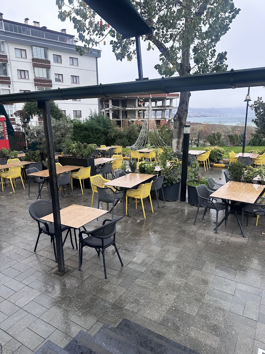 Sofia Garden Cafe & Brasserie-3