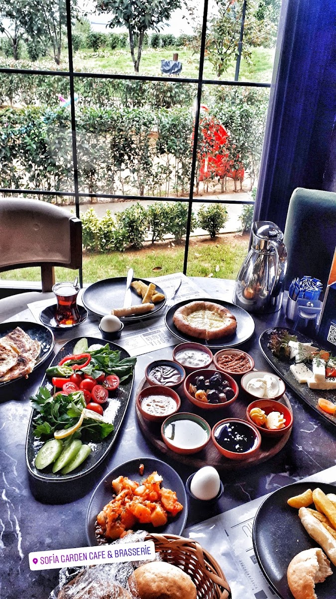 Sofia Garden Cafe & Brasserie-6