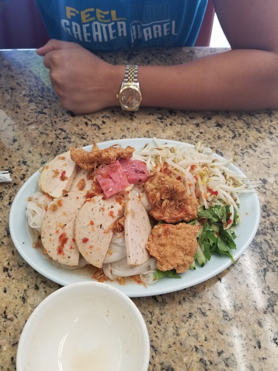 Song Huong Food To Go-3