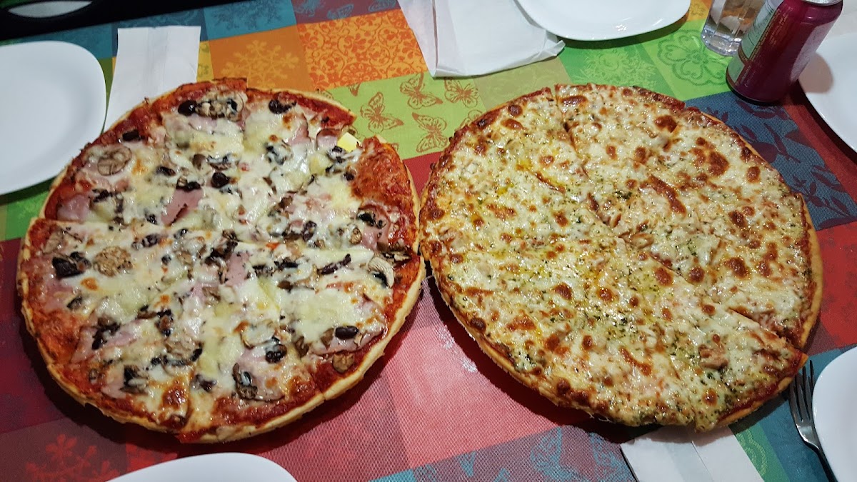 Sorrento Pizza-5
