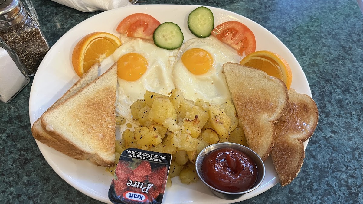 Sour Pickle Cafe-10