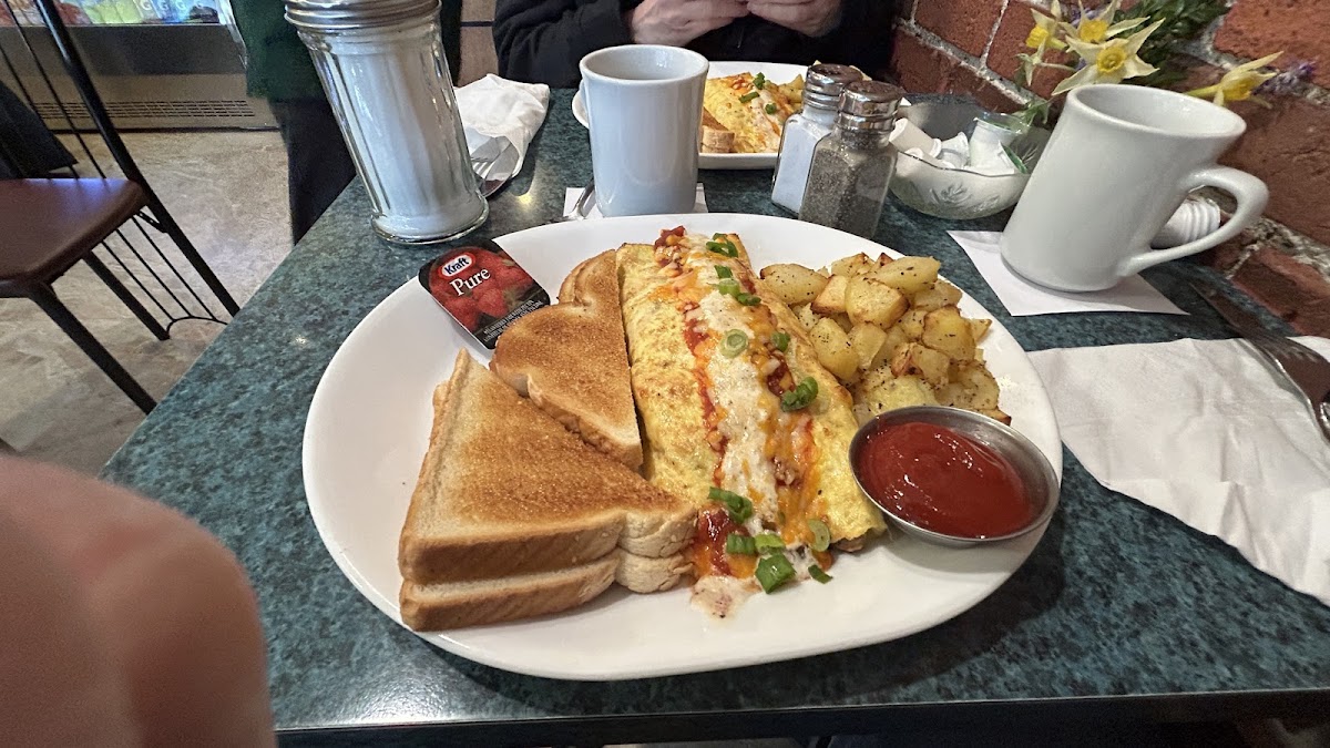Sour Pickle Cafe-5