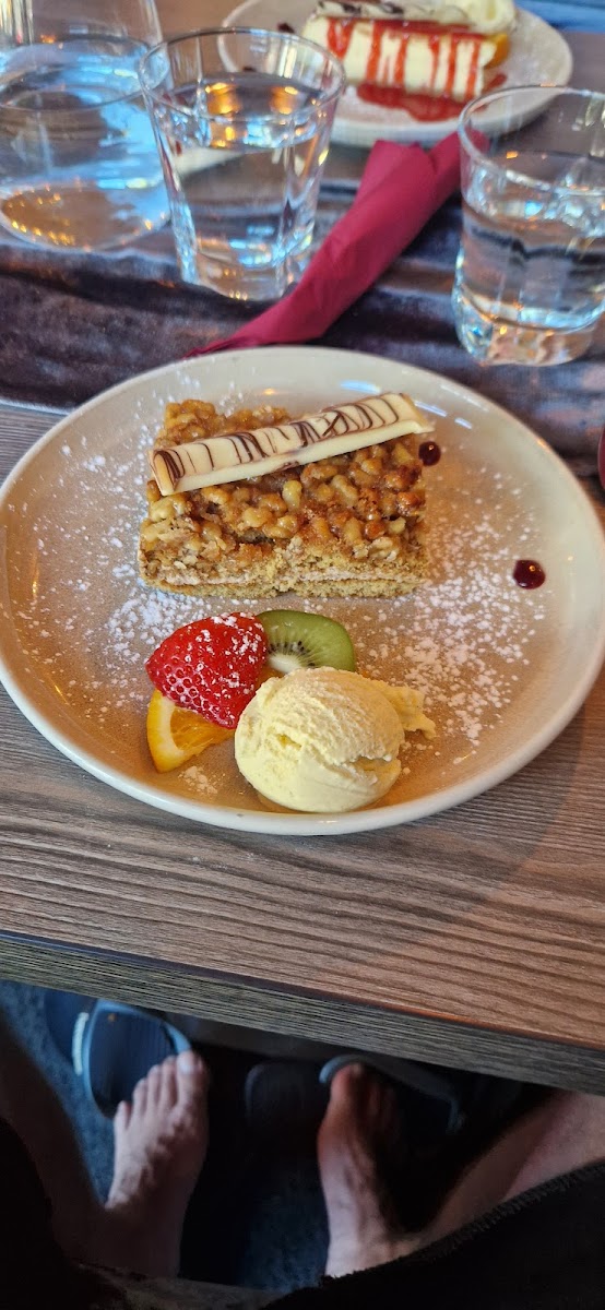 Sparrows Nest Restaurant-10