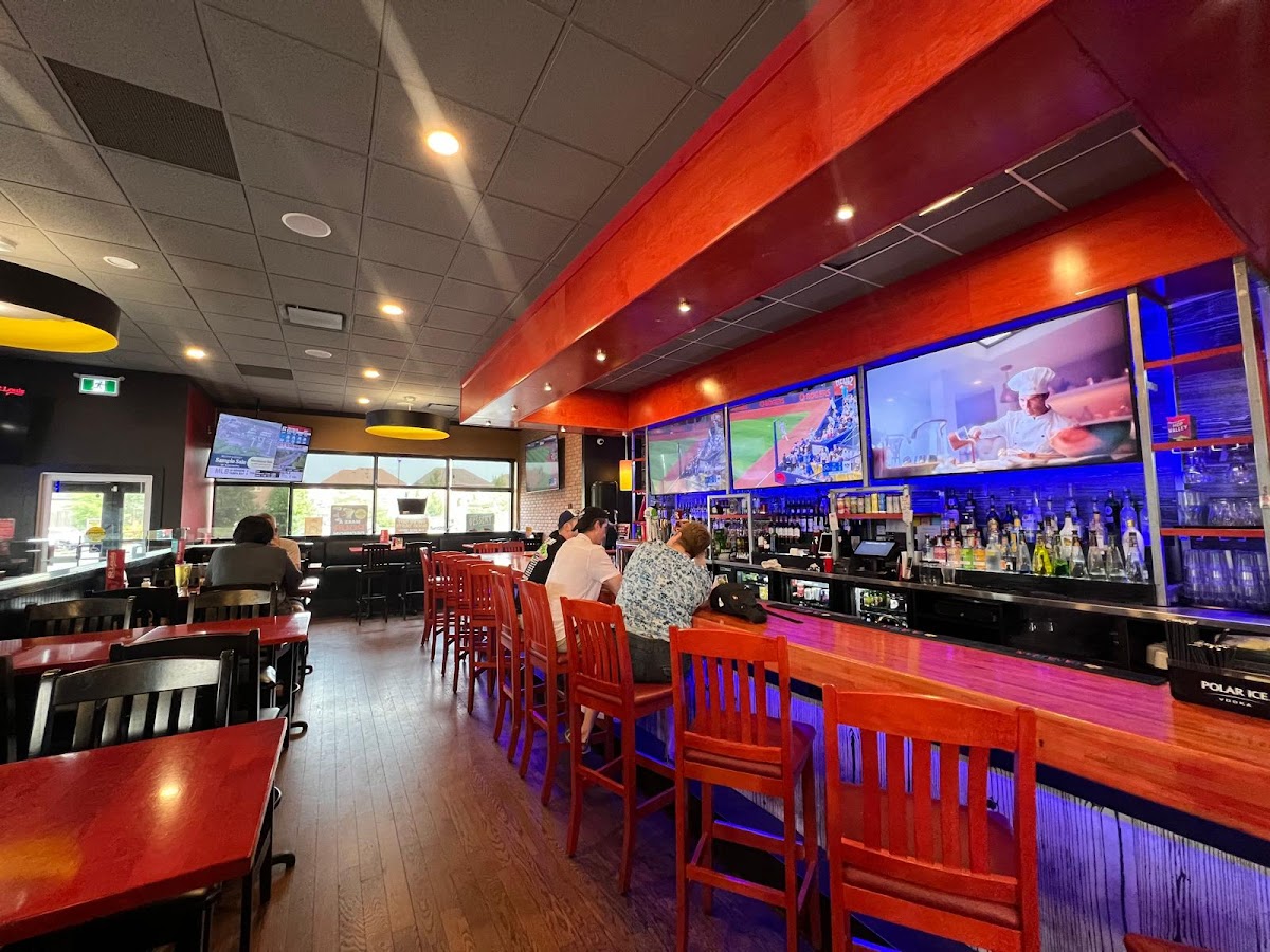 St. Louis Bar & Grill-3