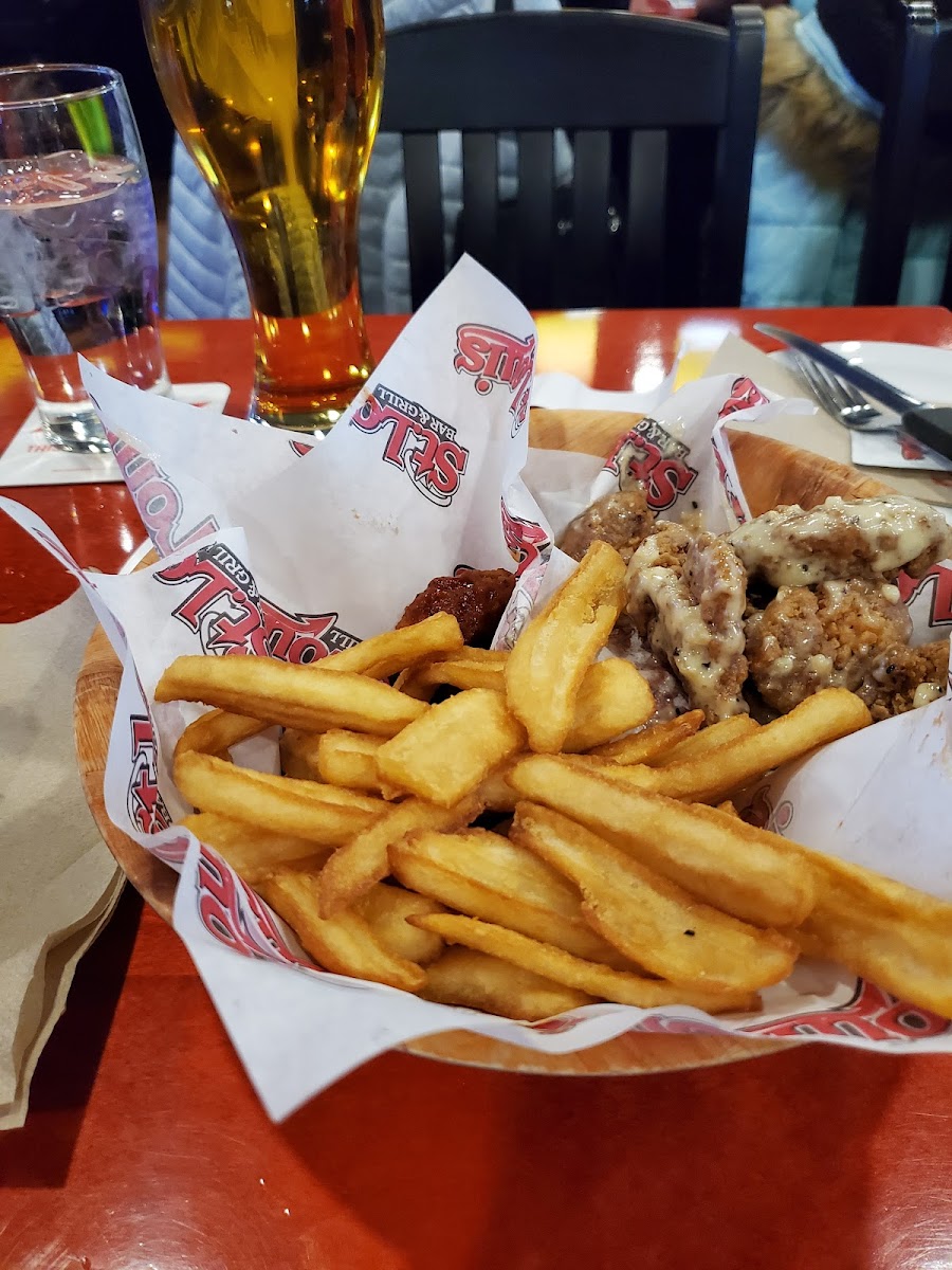 St. Louis Bar & Grill-5