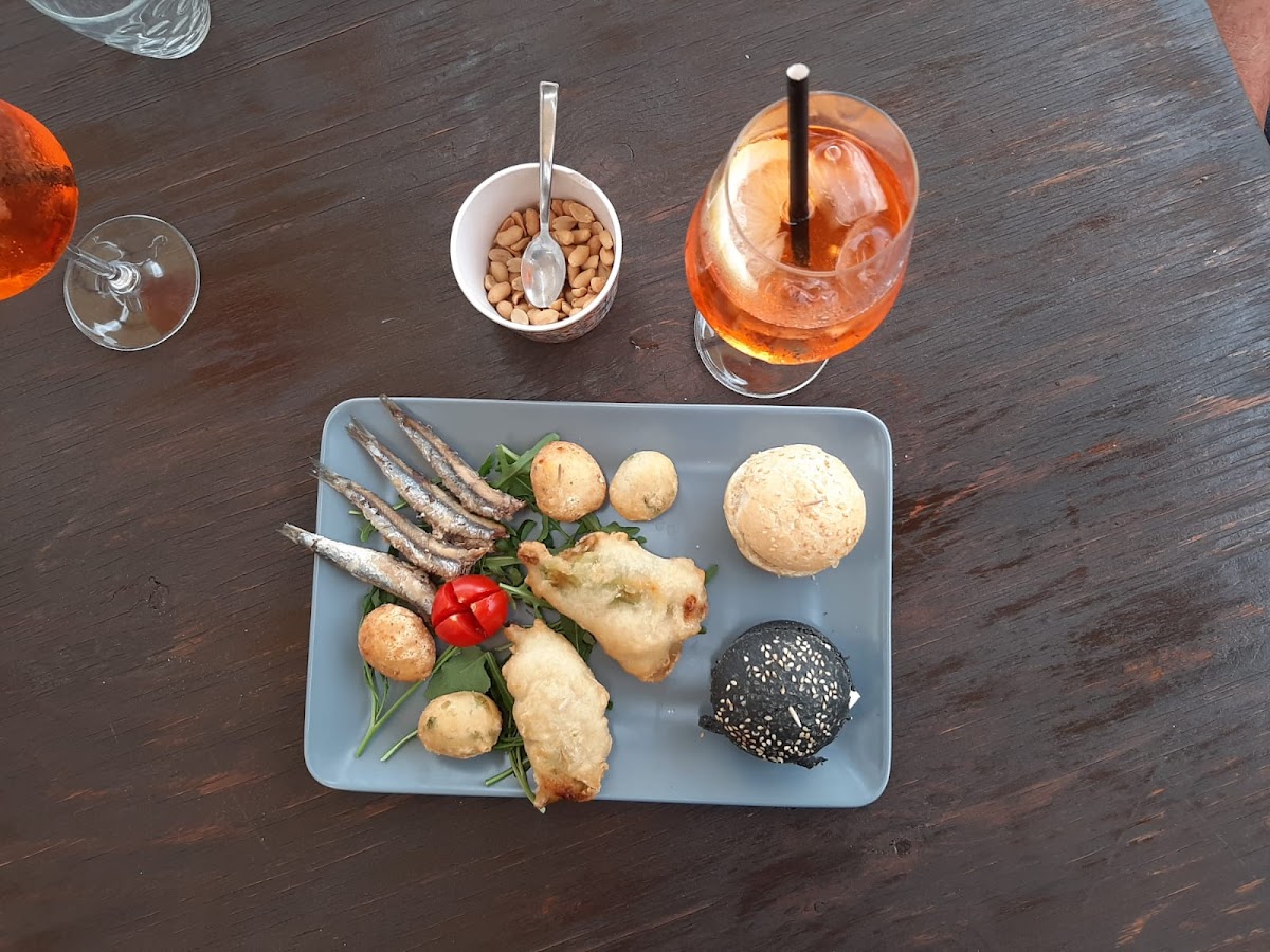 Stabilimento Pizzeria Jamaica Beach-6
