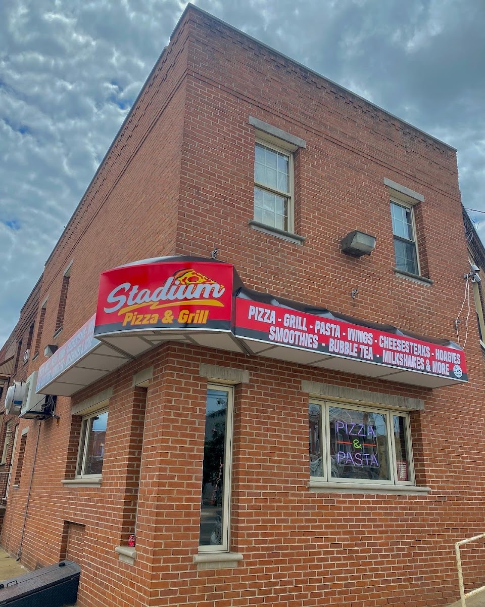 Stadium Pizza & Grill