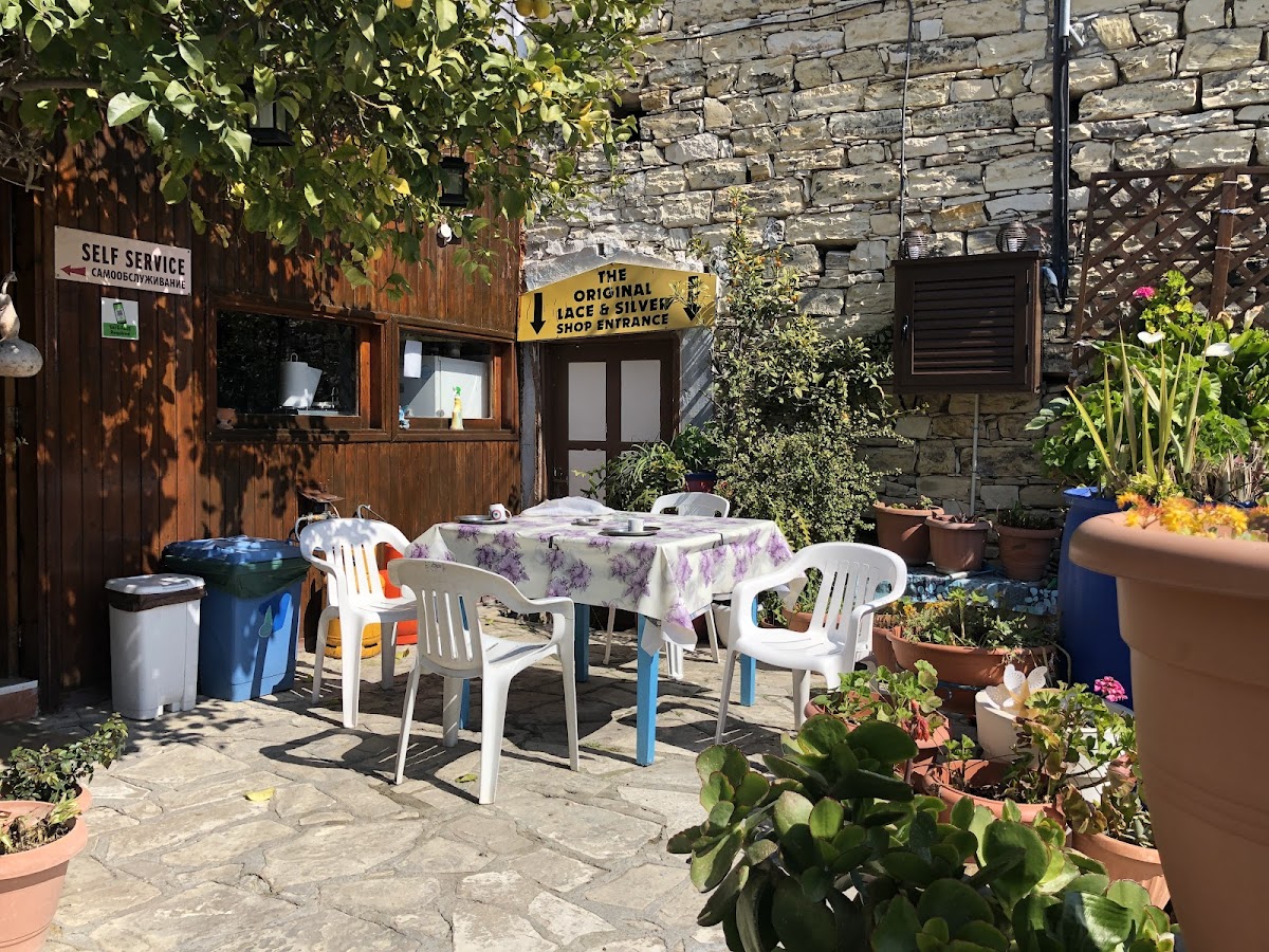 Stafilaris Coffee Shop