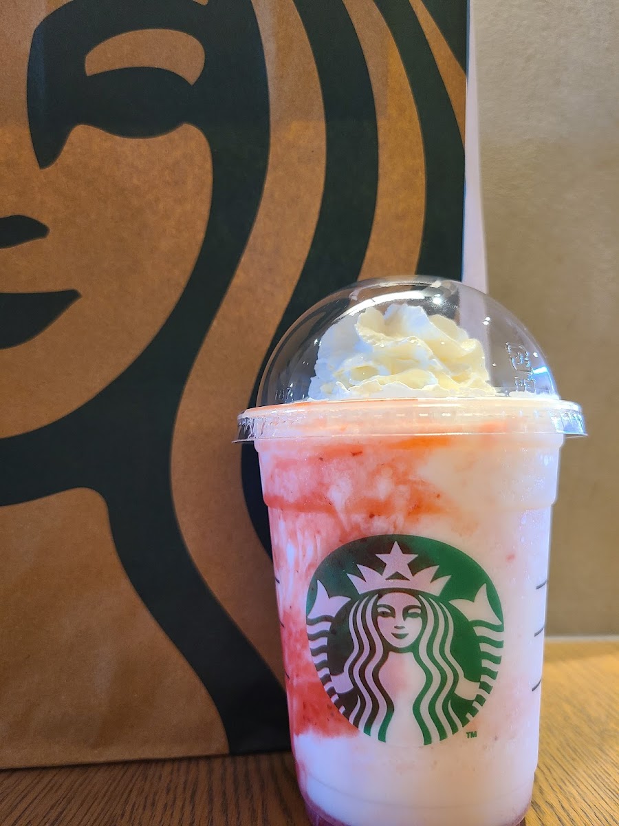 Starbucks Coffee - Tsutaya Fukuchiyama-6