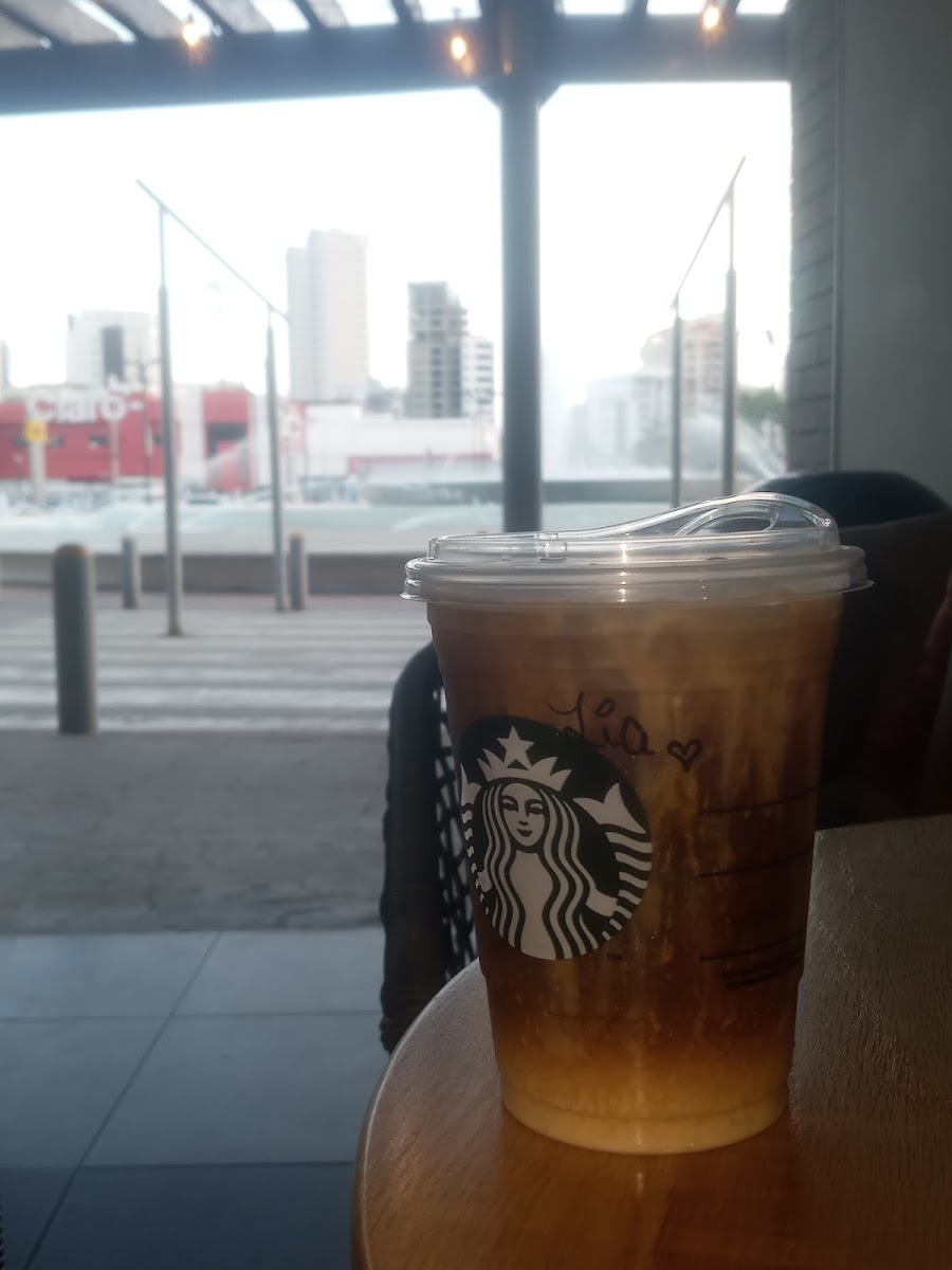 Starbucks Galería 360-9