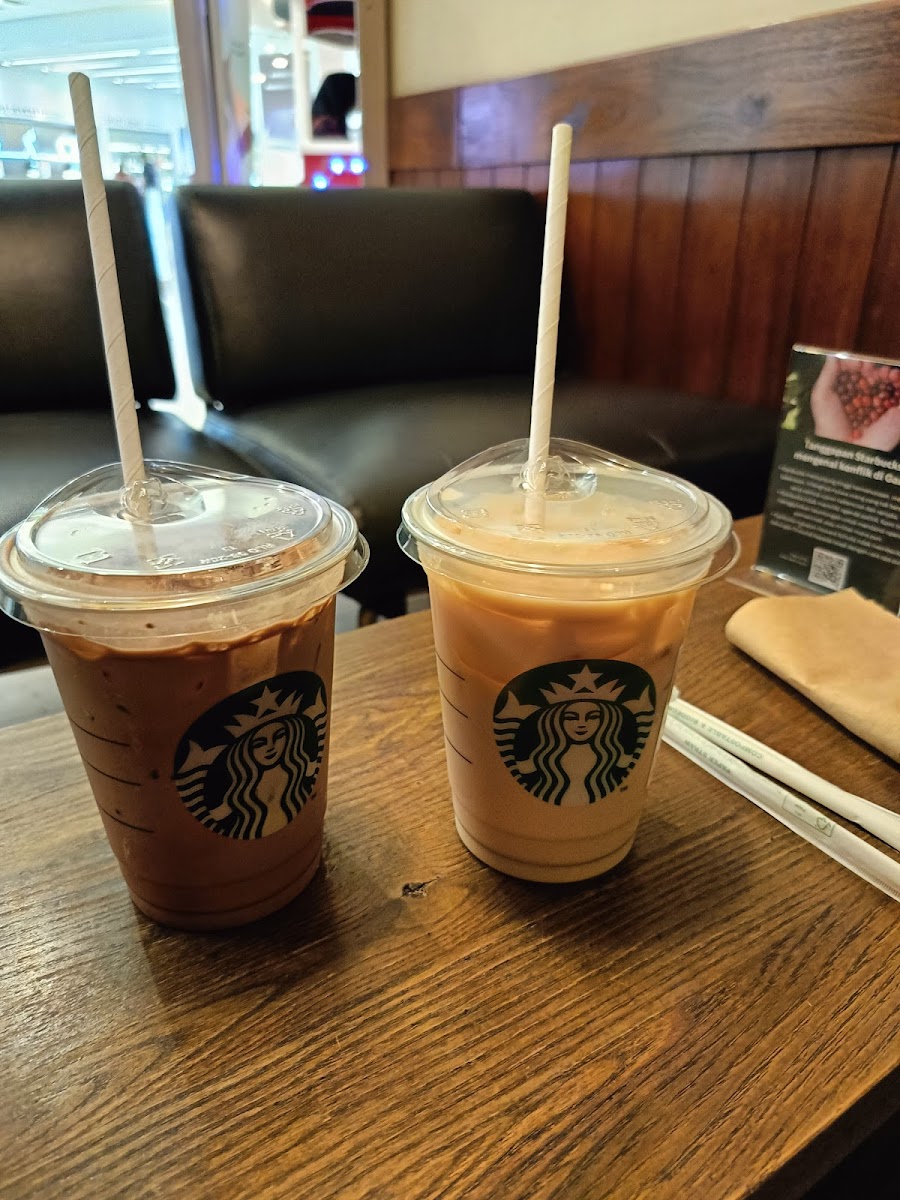 Starbucks Grand City Surabaya-5