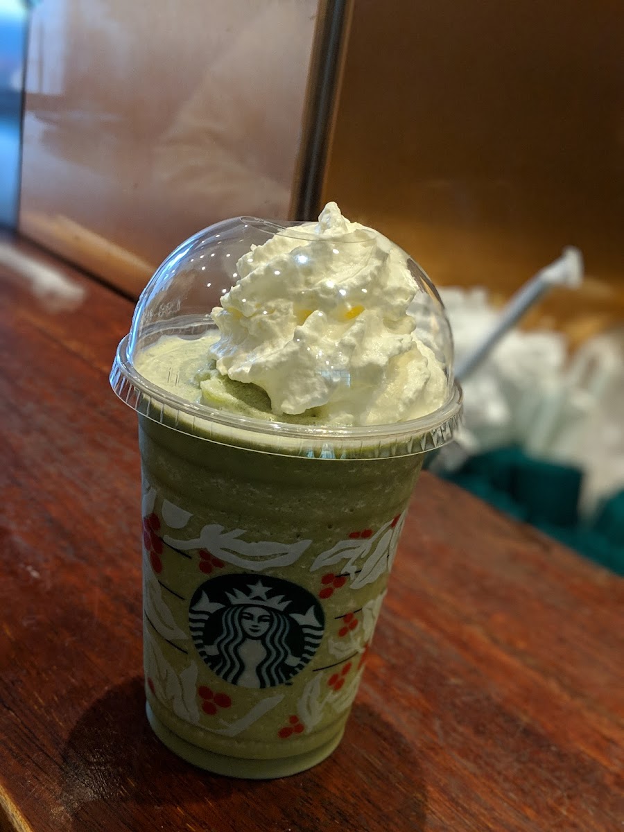 Starbucks (One Island South)-5