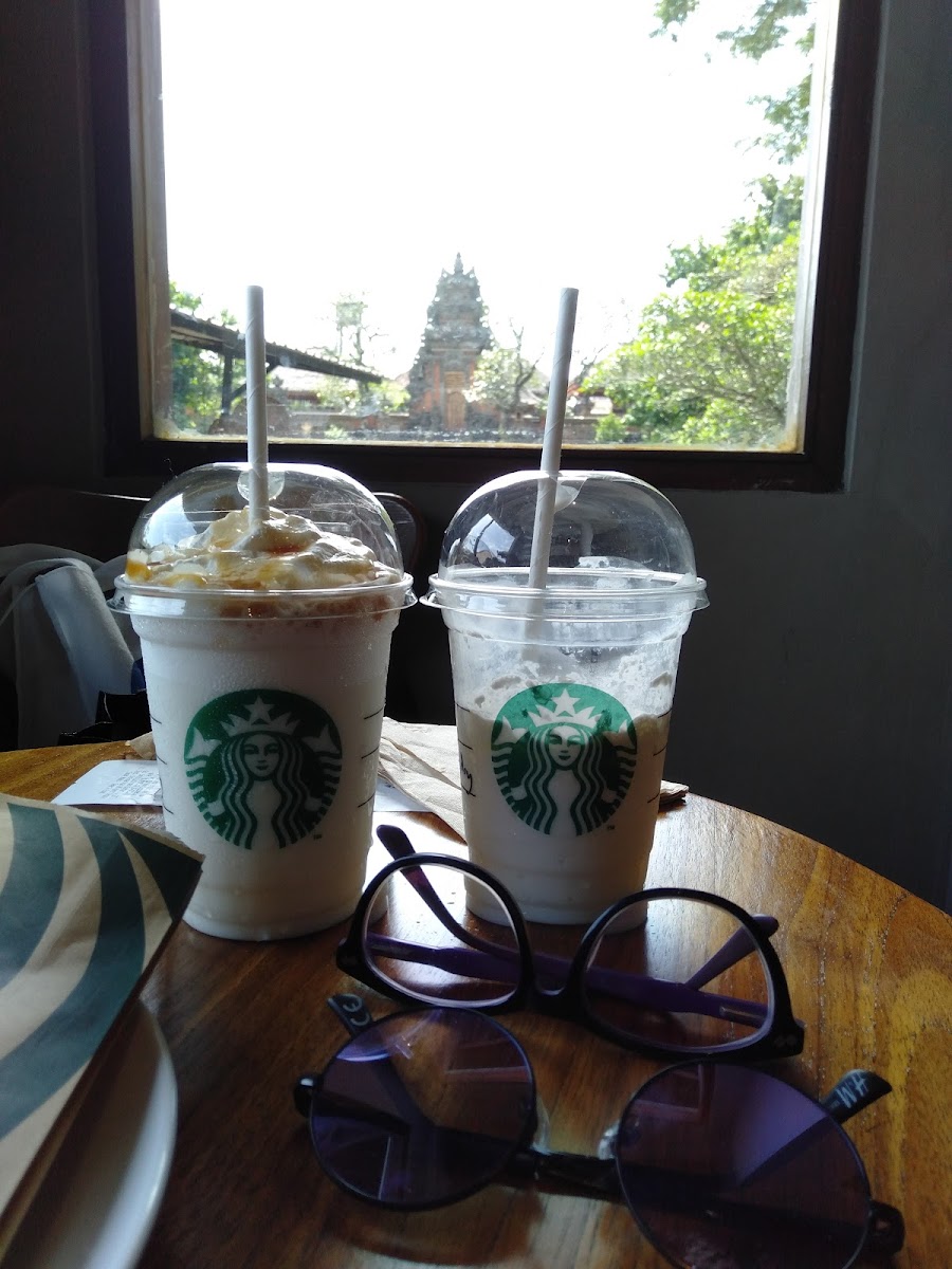 Starbucks Ubud-5