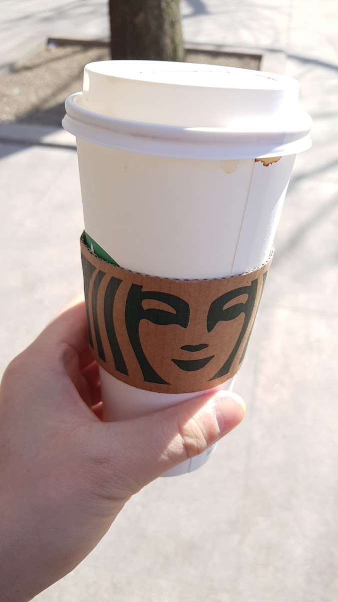 Starbucks Yeongdeungpo Station-5