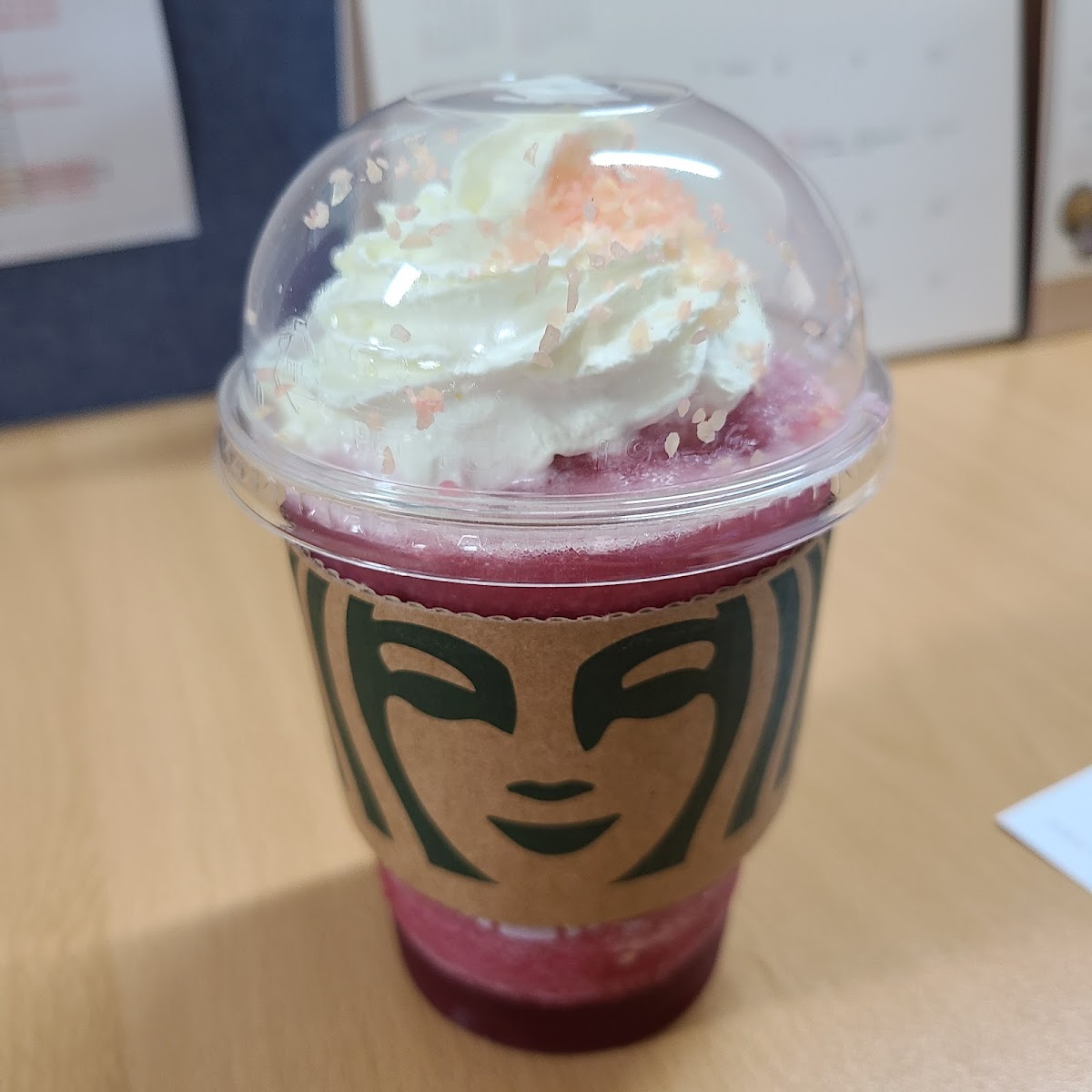 Starbucks Yeongdeungpo Station-9