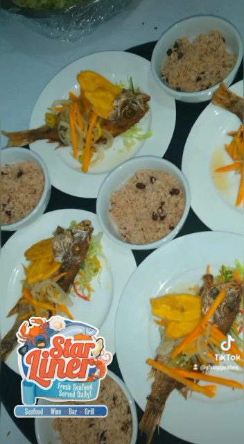 Starliner Seafood Wine-Bar And Grill-2