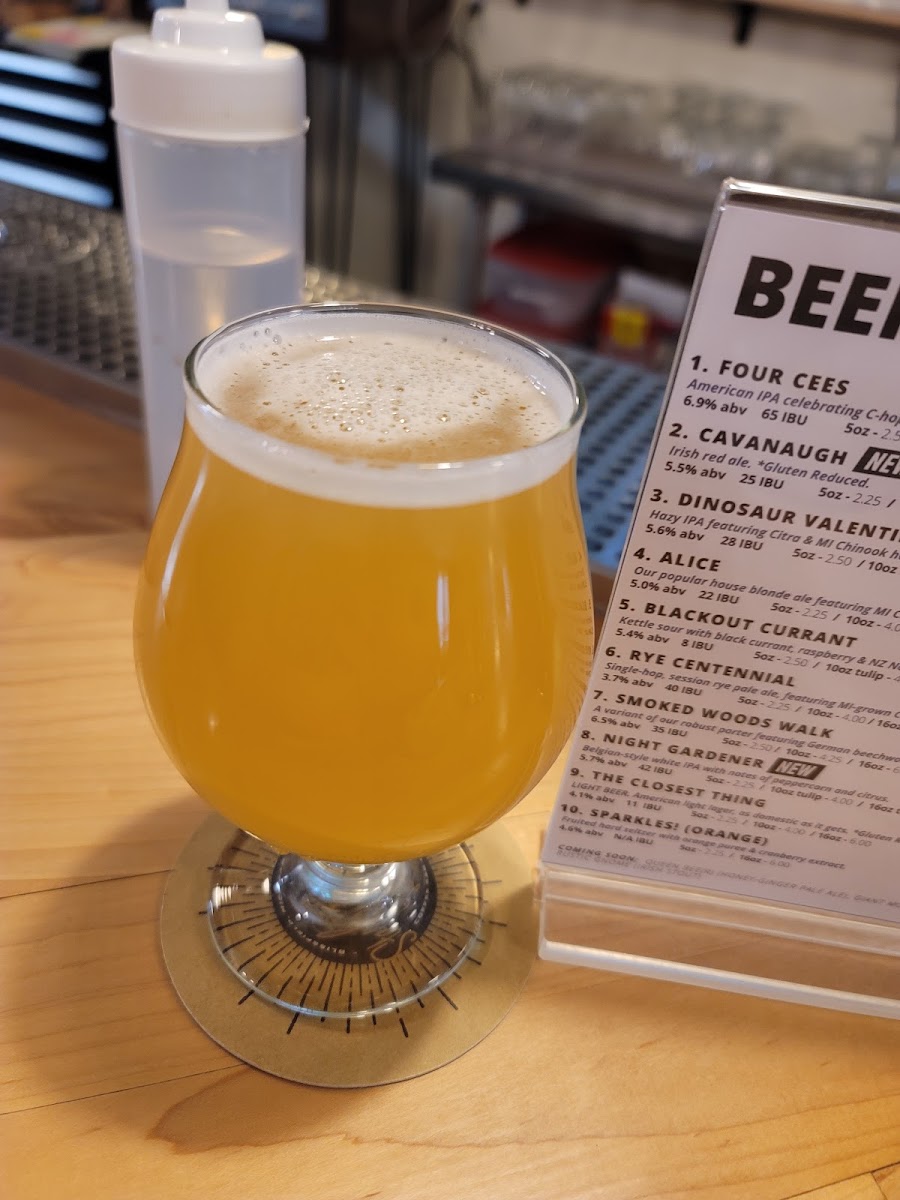 Starling Lounge / Four Keys Brewing-4