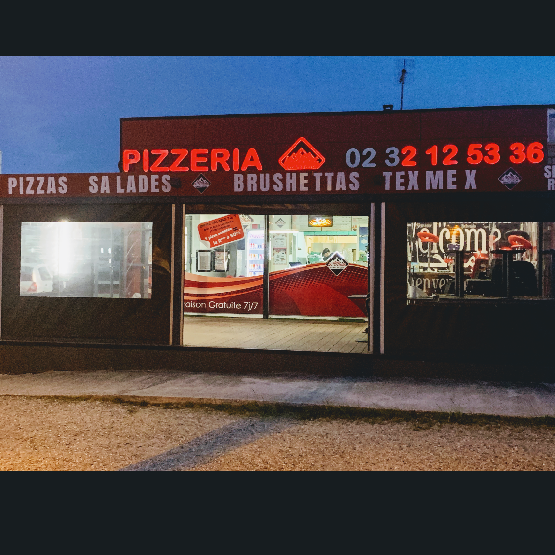 Station Pizza