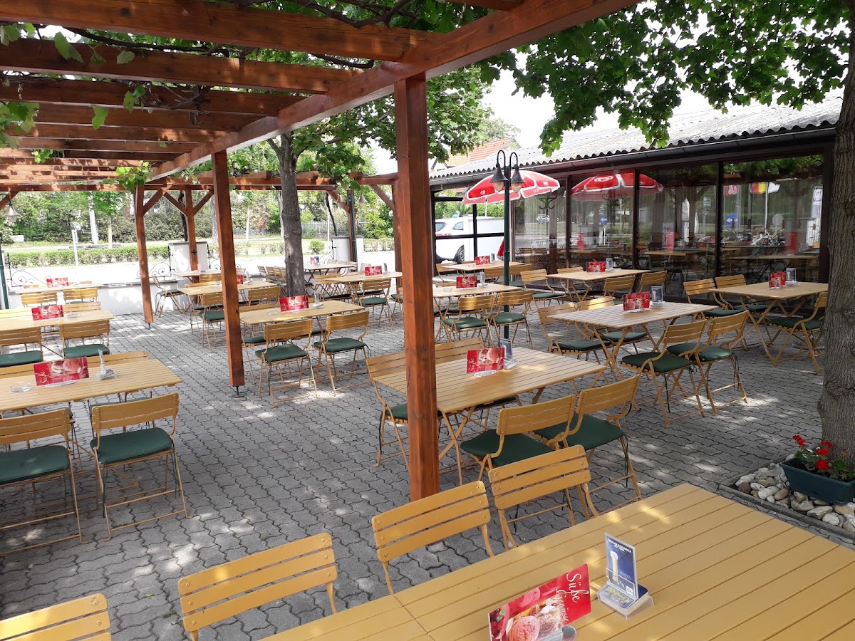 Stefans Corner Restaurant Baráth Dezsi