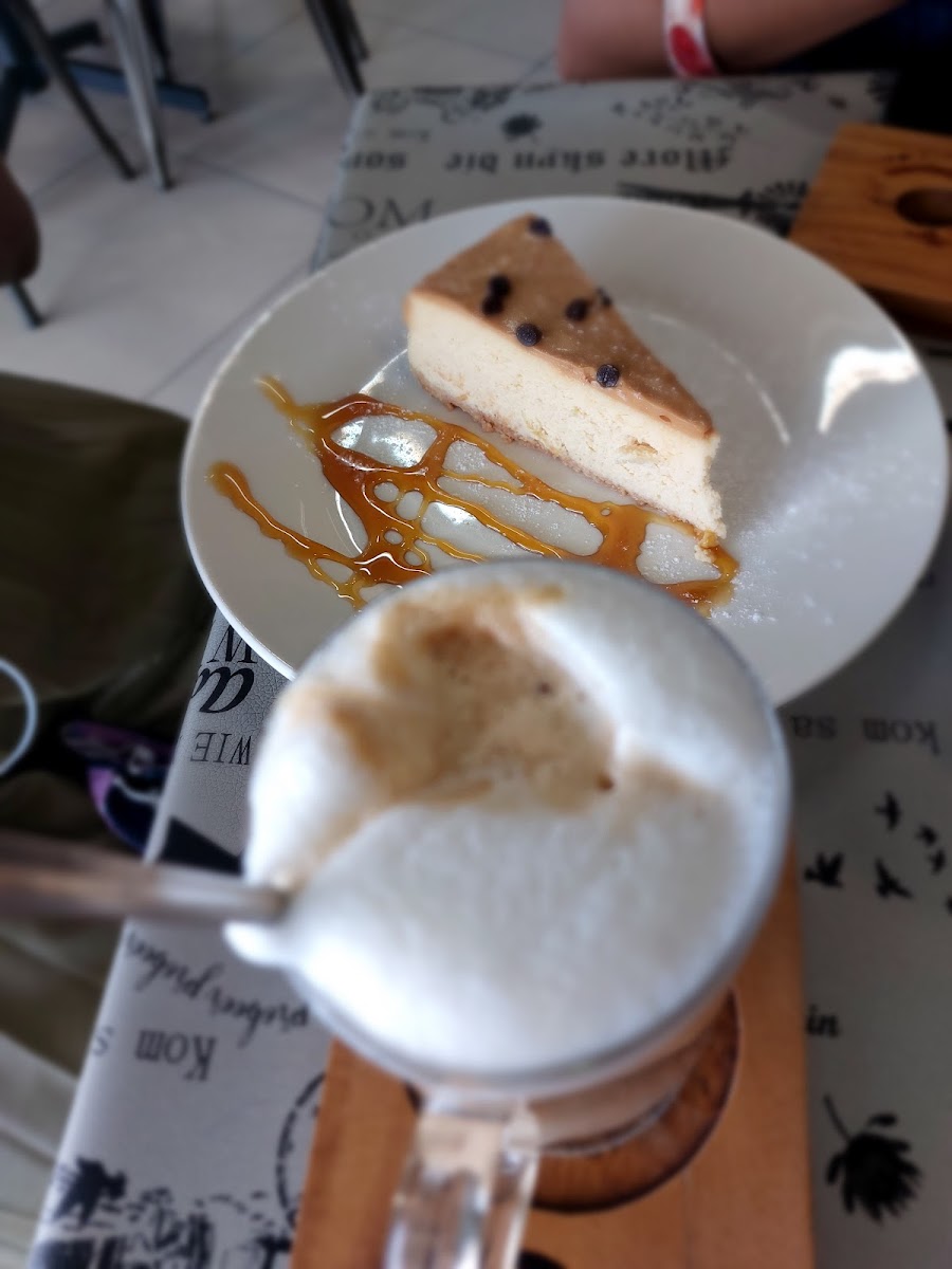 Stellie's Cafe And Bakery-5
