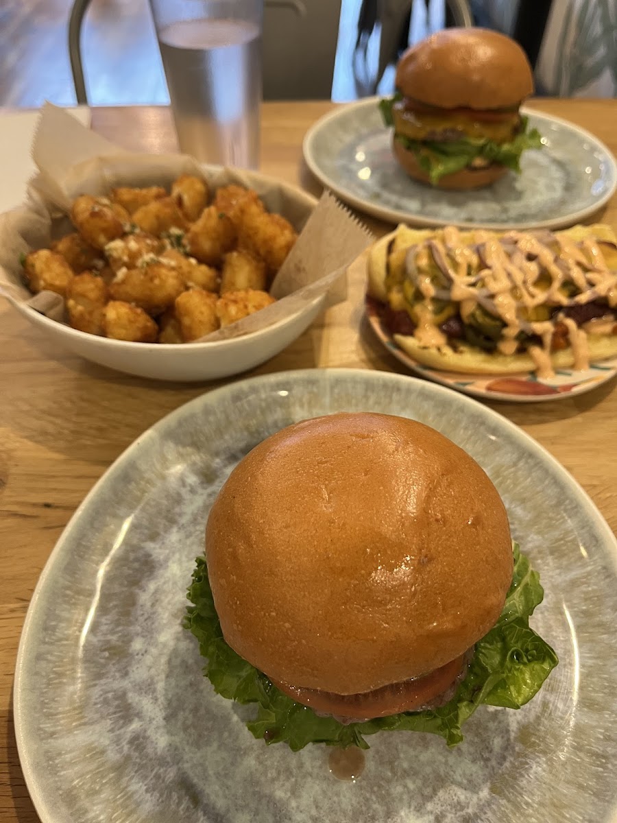 Stocked Cafe + Burgers-3