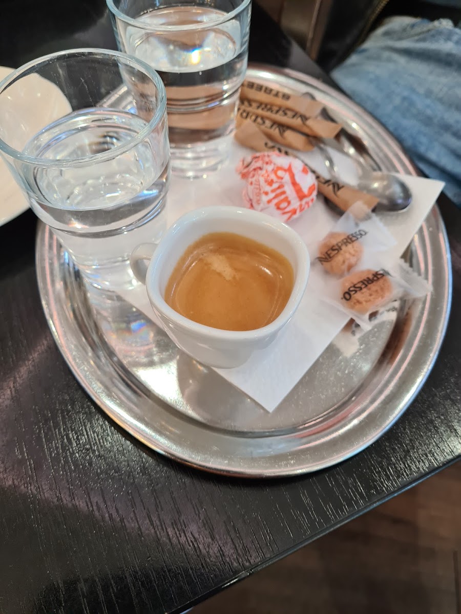Street Café-7