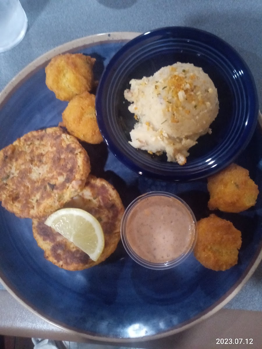 Strickland's Seafood Restaurant-8
