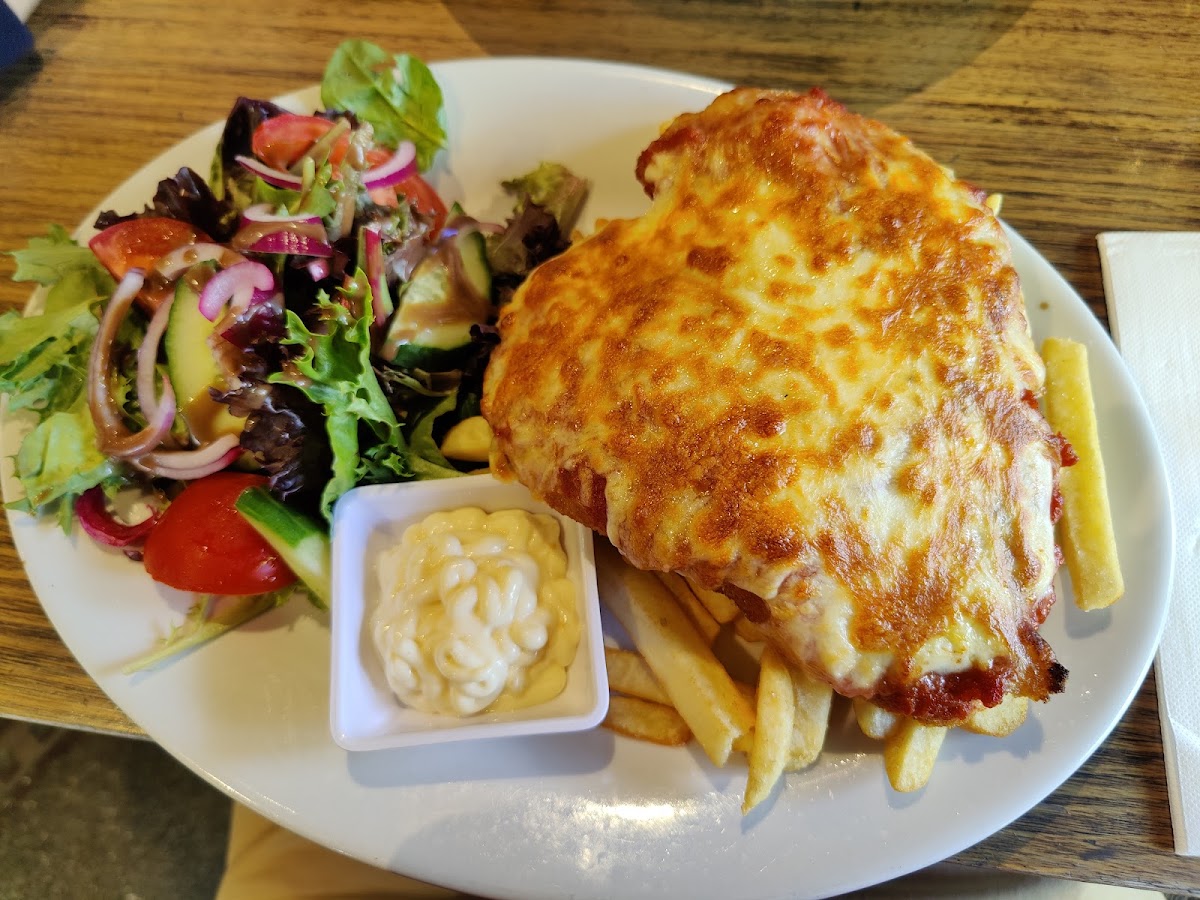 Stuzzichino Restaurant & Bar-6