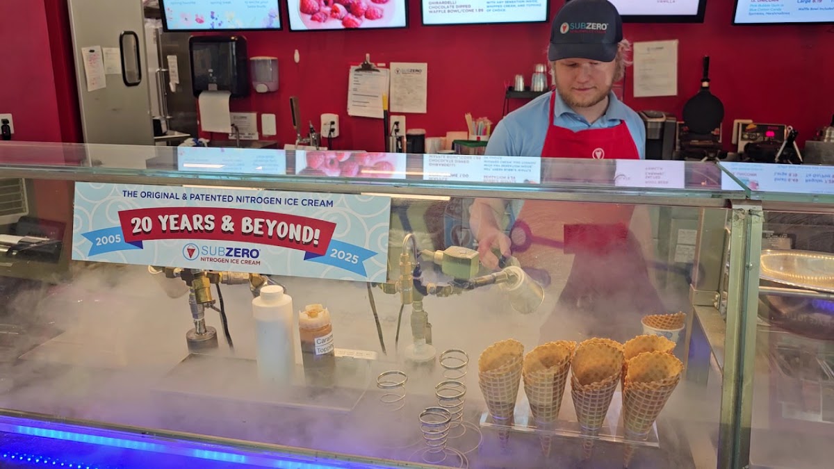 Sub Zero Nitrogen Ice Cream-2