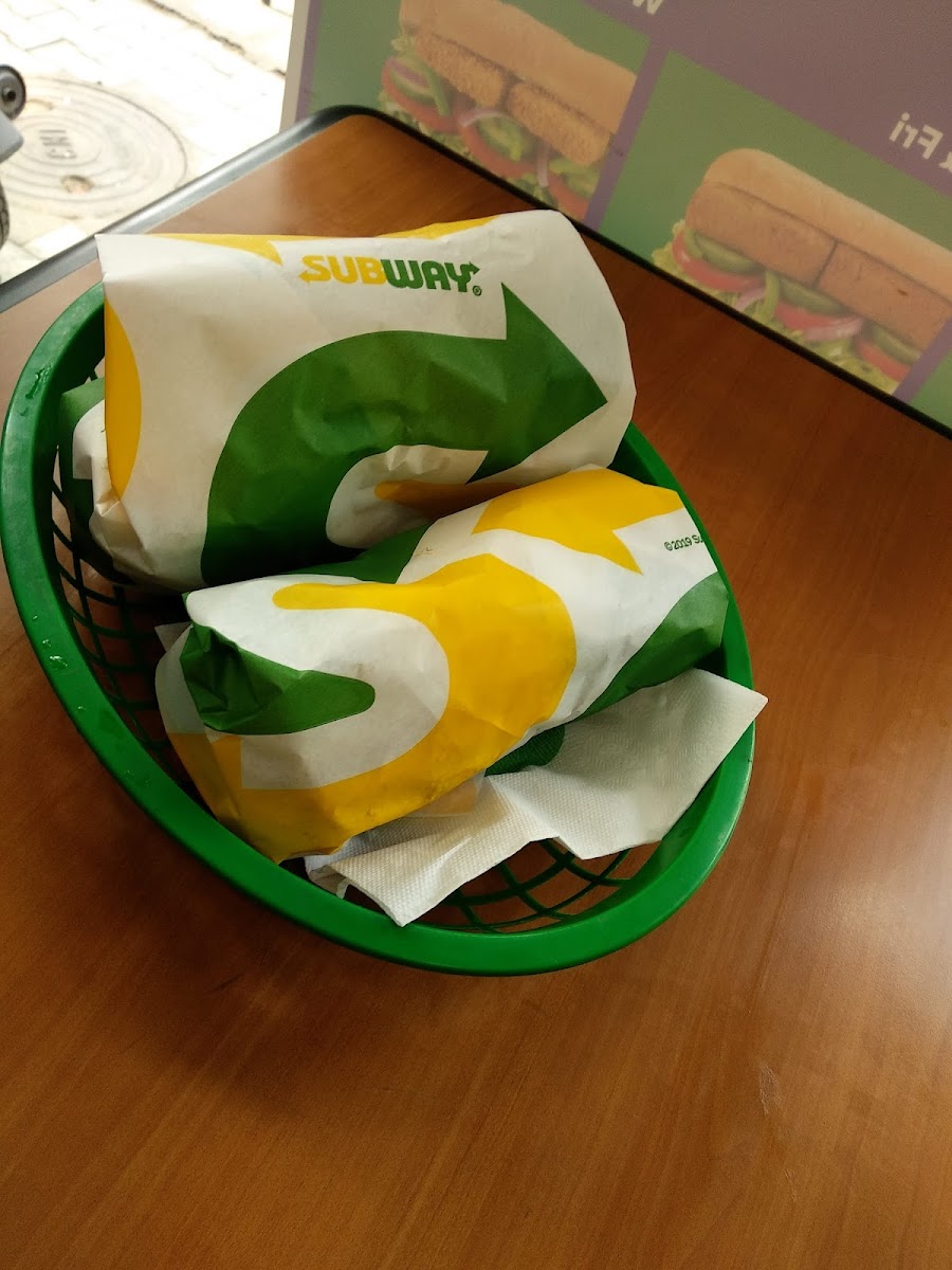 Subway Sector 5 Salt Lake-5