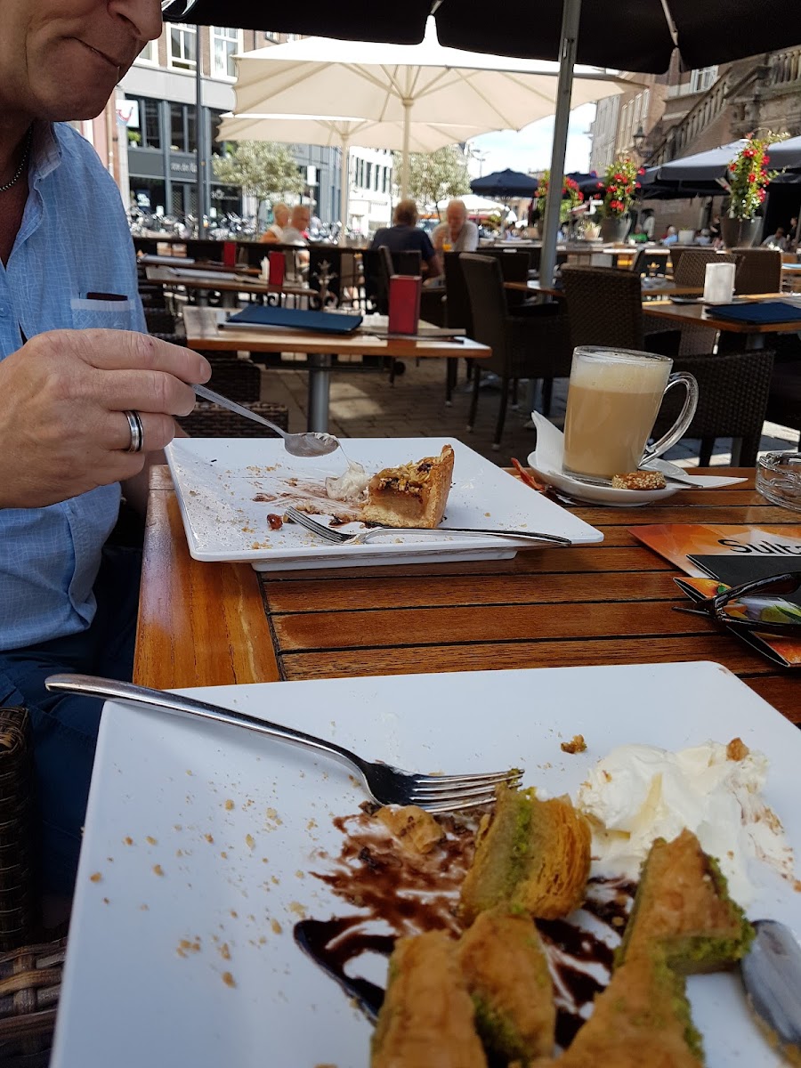 Sultani Restaurant-10