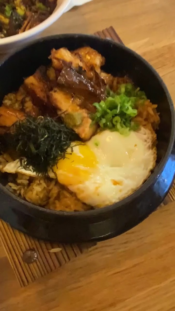 Sumo Ramen & Bar-2
