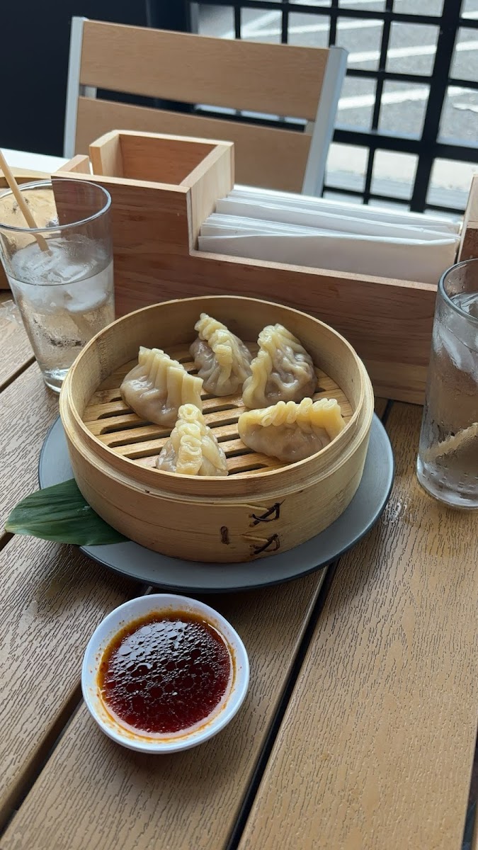 Sumo Ramen & Bar-9